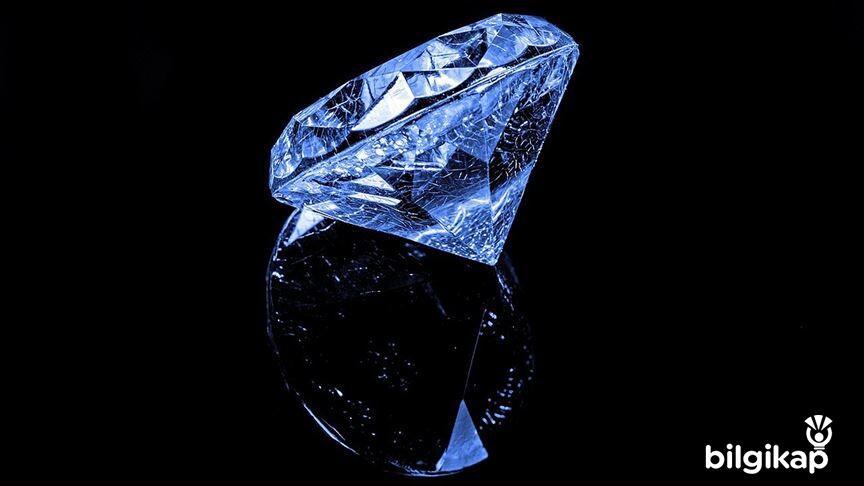 Muhteşem mavi elmas açık artırmada  Genel Kültür